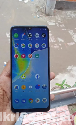 Vivo y01